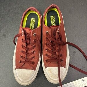 Converse Chuck Taylor’s Rust Women’s Shoes size 8 1/2